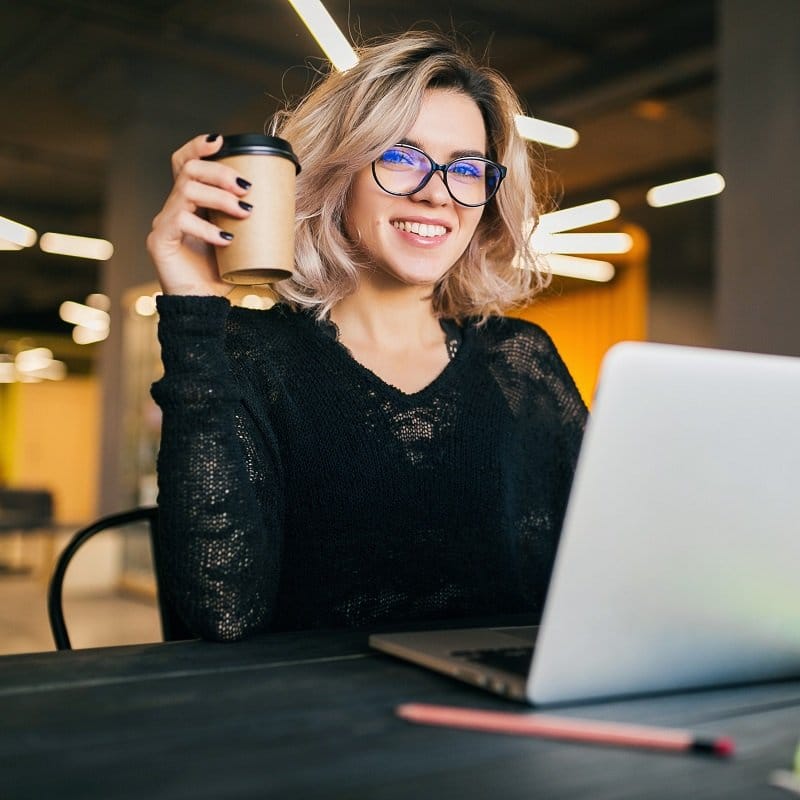Lentes con tratamiento antirreflejante para mayor claridad visual